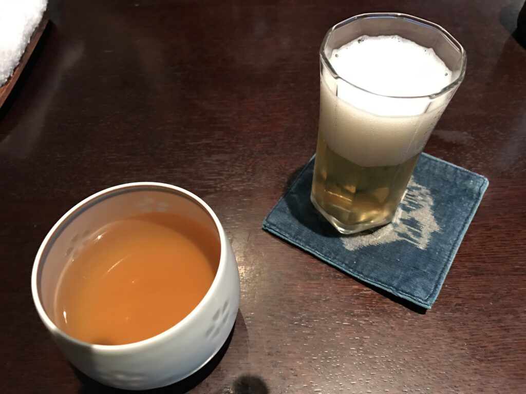 藤沢蕎麦ひら井メニューお茶とビール
