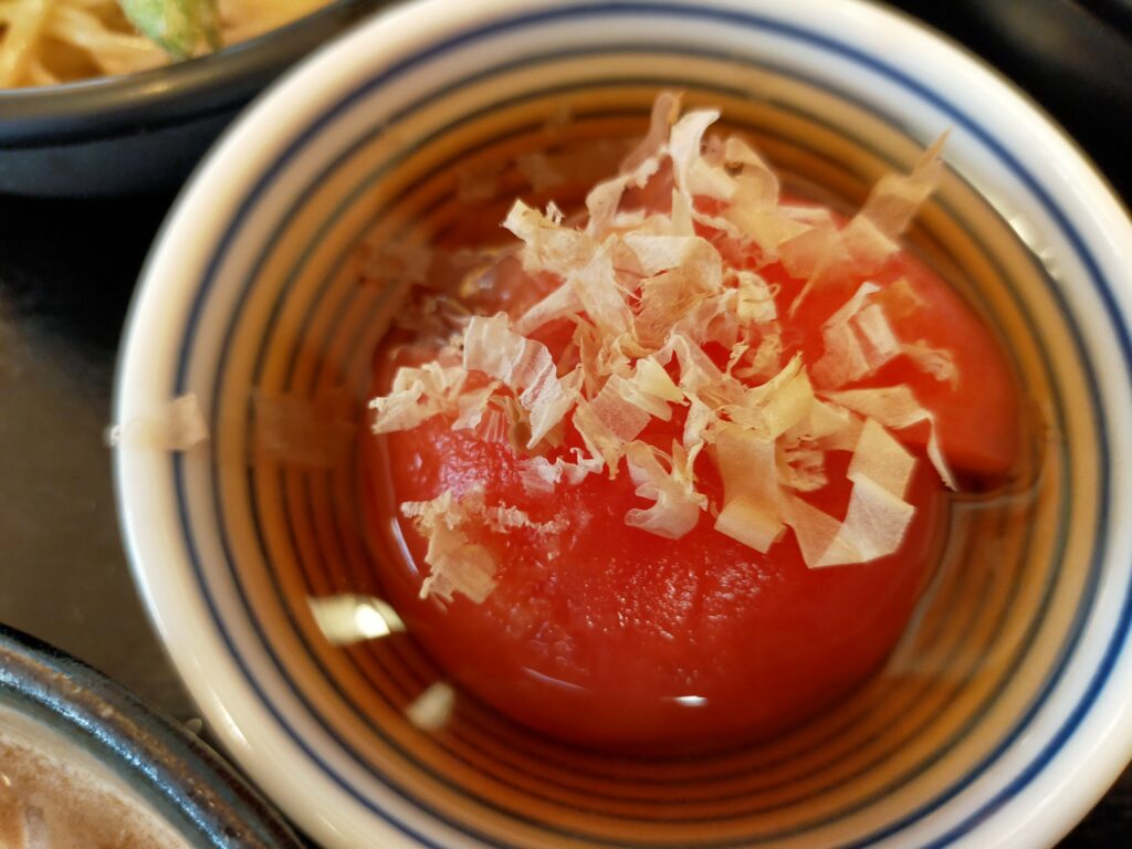 伊豆城ケ崎海岸そば処妙ぎ亭トマトの煮びたし