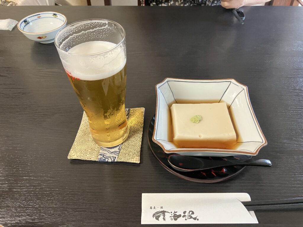 鎌倉　蕎麦・酒　青海波胡麻豆腐