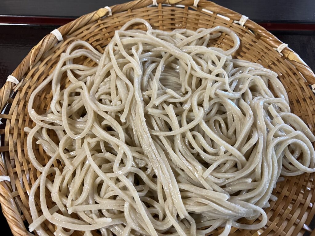 鎌倉　蕎麦・酒　青海波の蕎麦