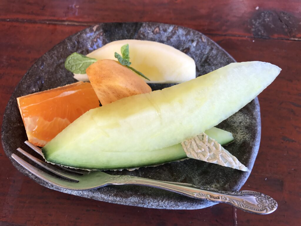 鎌倉山蕎麦処らい亭のフルーツ